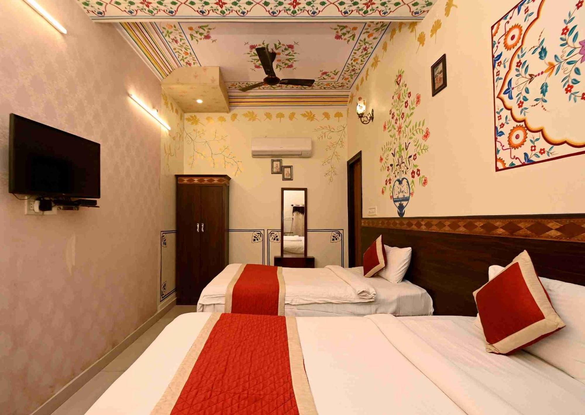 Virasat Mahal Heritage Hotel-Jaipur City Center מראה חיצוני תמונה
