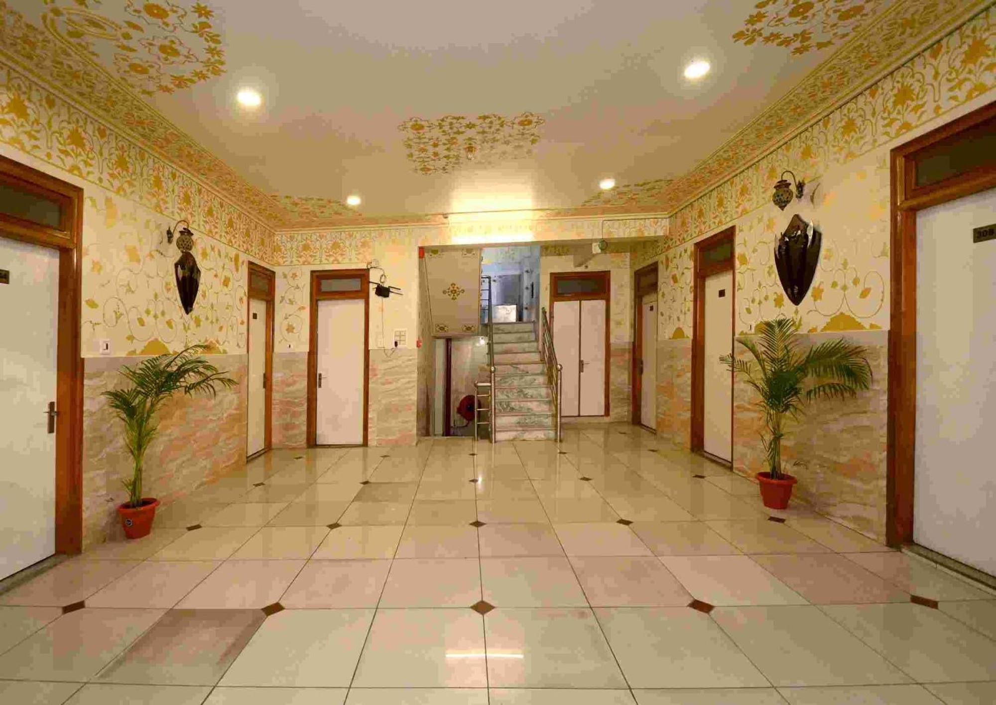 Virasat Mahal Heritage Hotel-Jaipur City Center מראה חיצוני תמונה