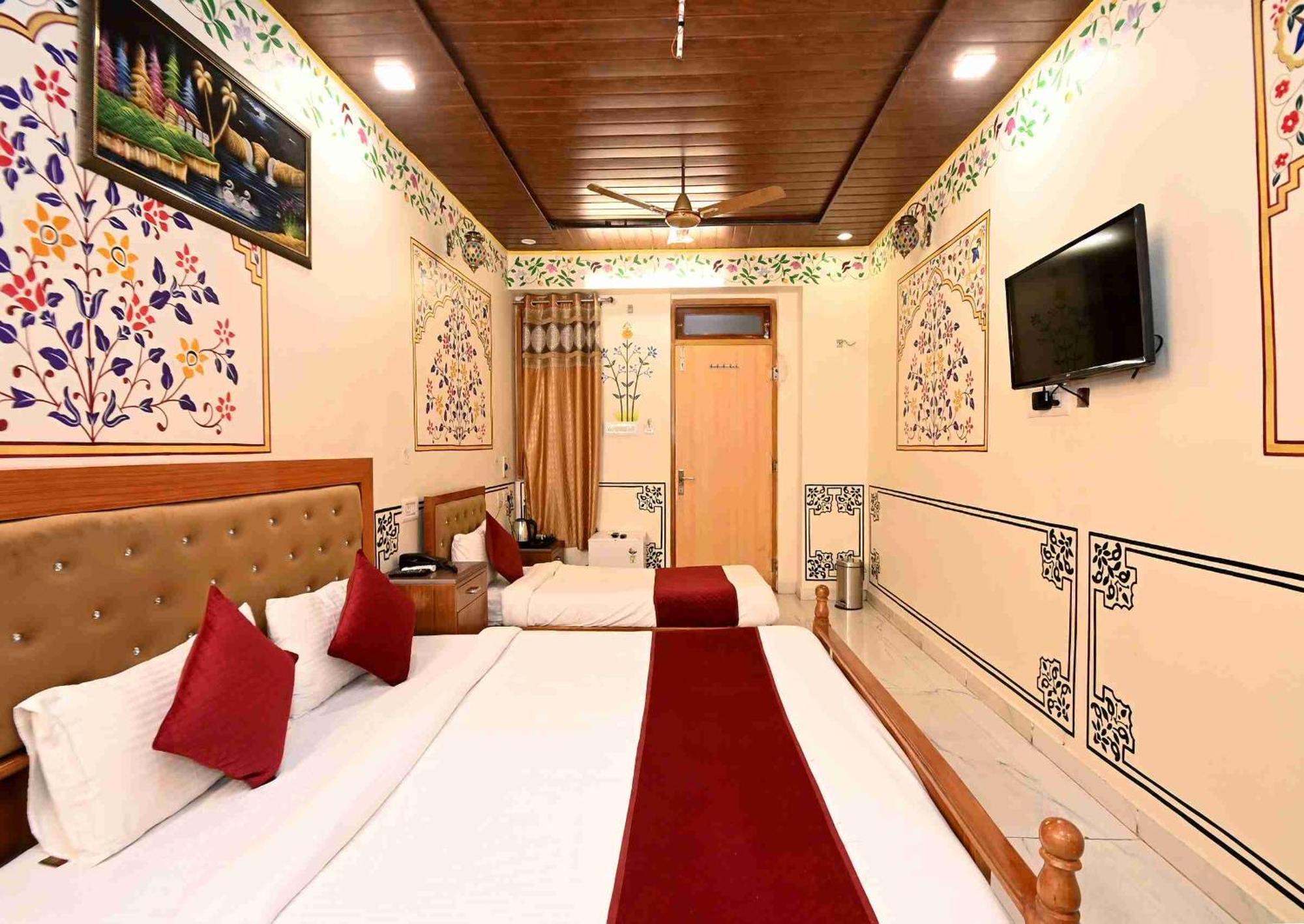 Virasat Mahal Heritage Hotel-Jaipur City Center מראה חיצוני תמונה