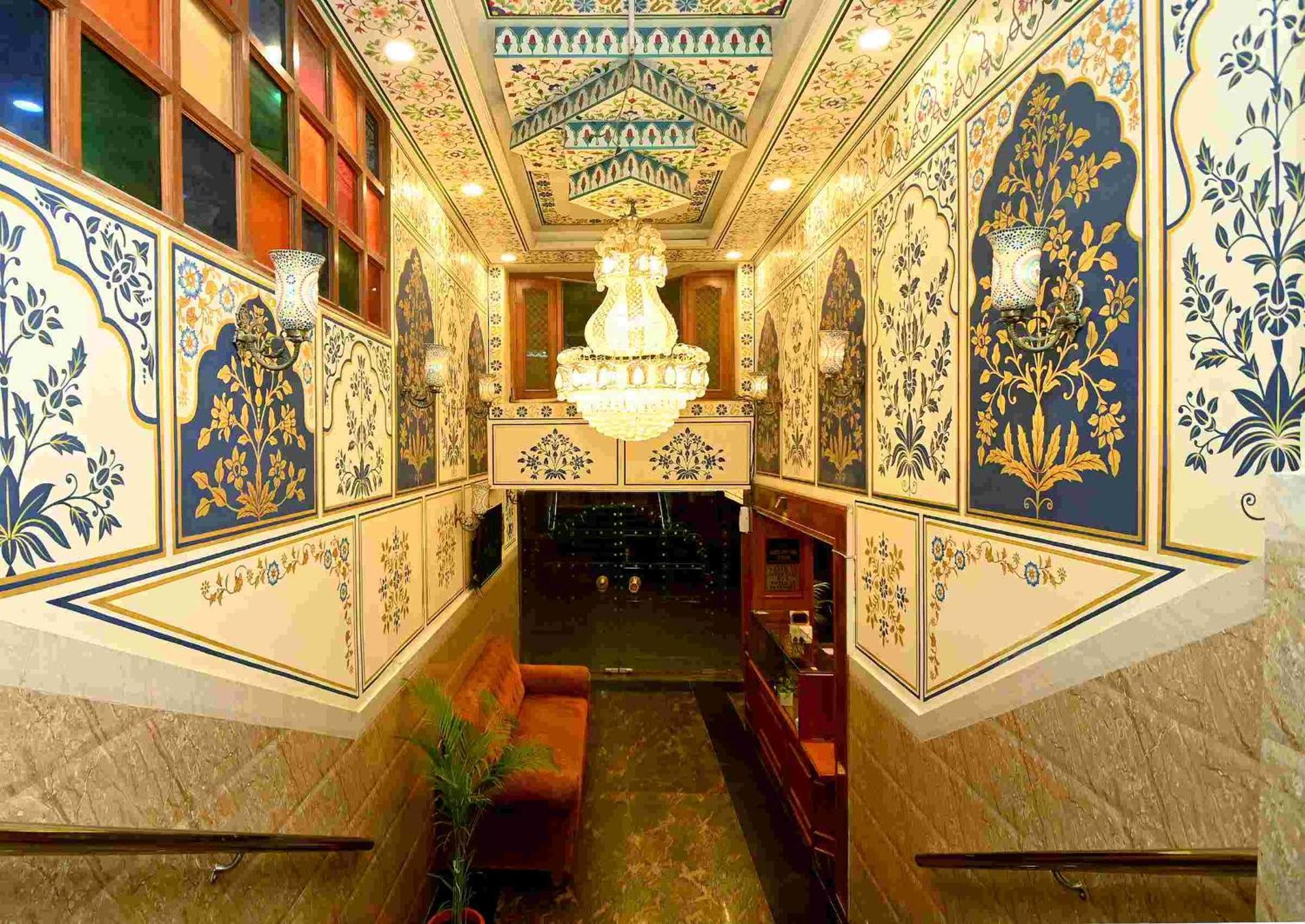 Virasat Mahal Heritage Hotel-Jaipur City Center מראה חיצוני תמונה