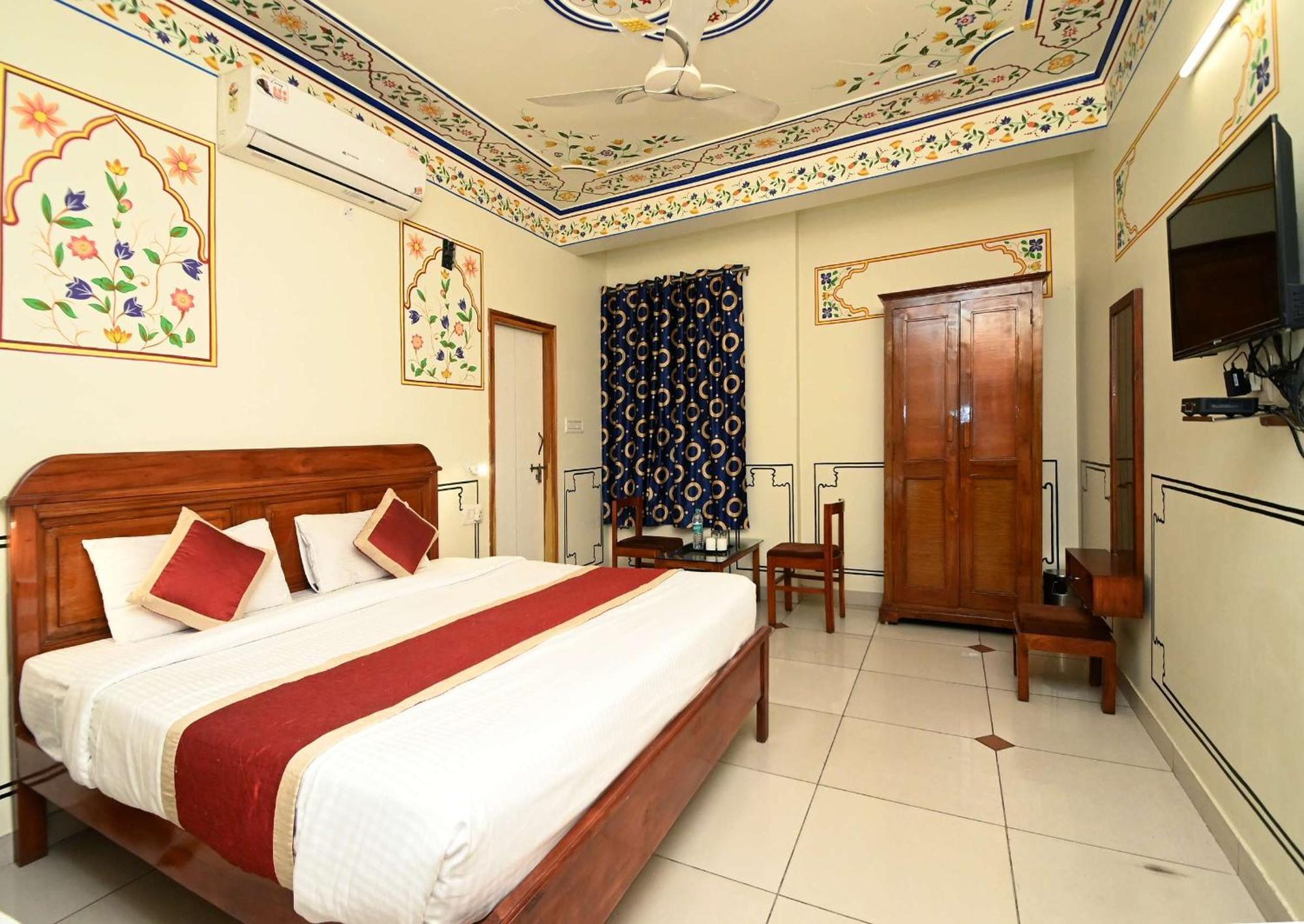 Virasat Mahal Heritage Hotel-Jaipur City Center מראה חיצוני תמונה