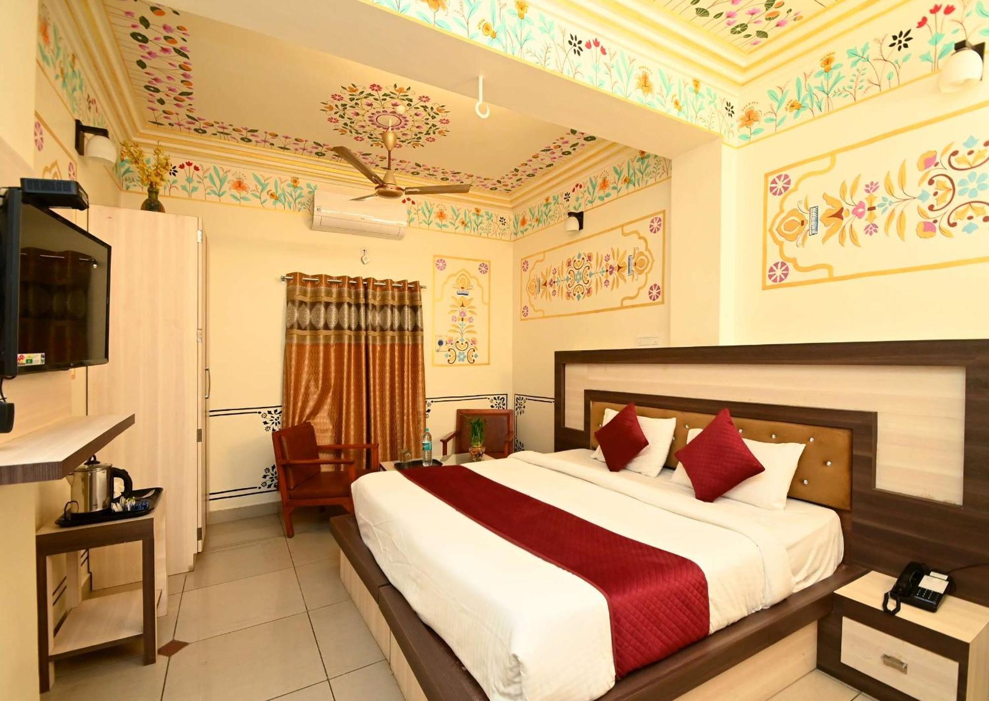 Virasat Mahal Heritage Hotel-Jaipur City Center מראה חיצוני תמונה