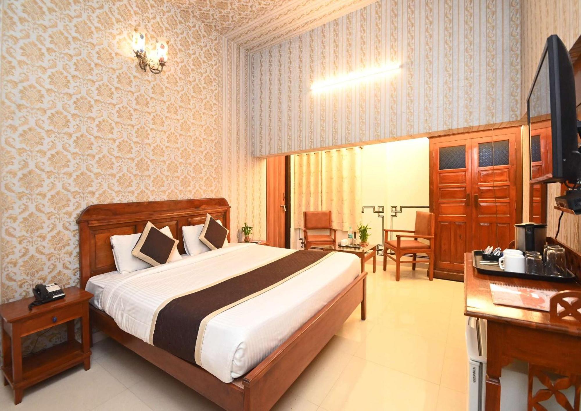 Virasat Mahal Heritage Hotel-Jaipur City Center מראה חיצוני תמונה