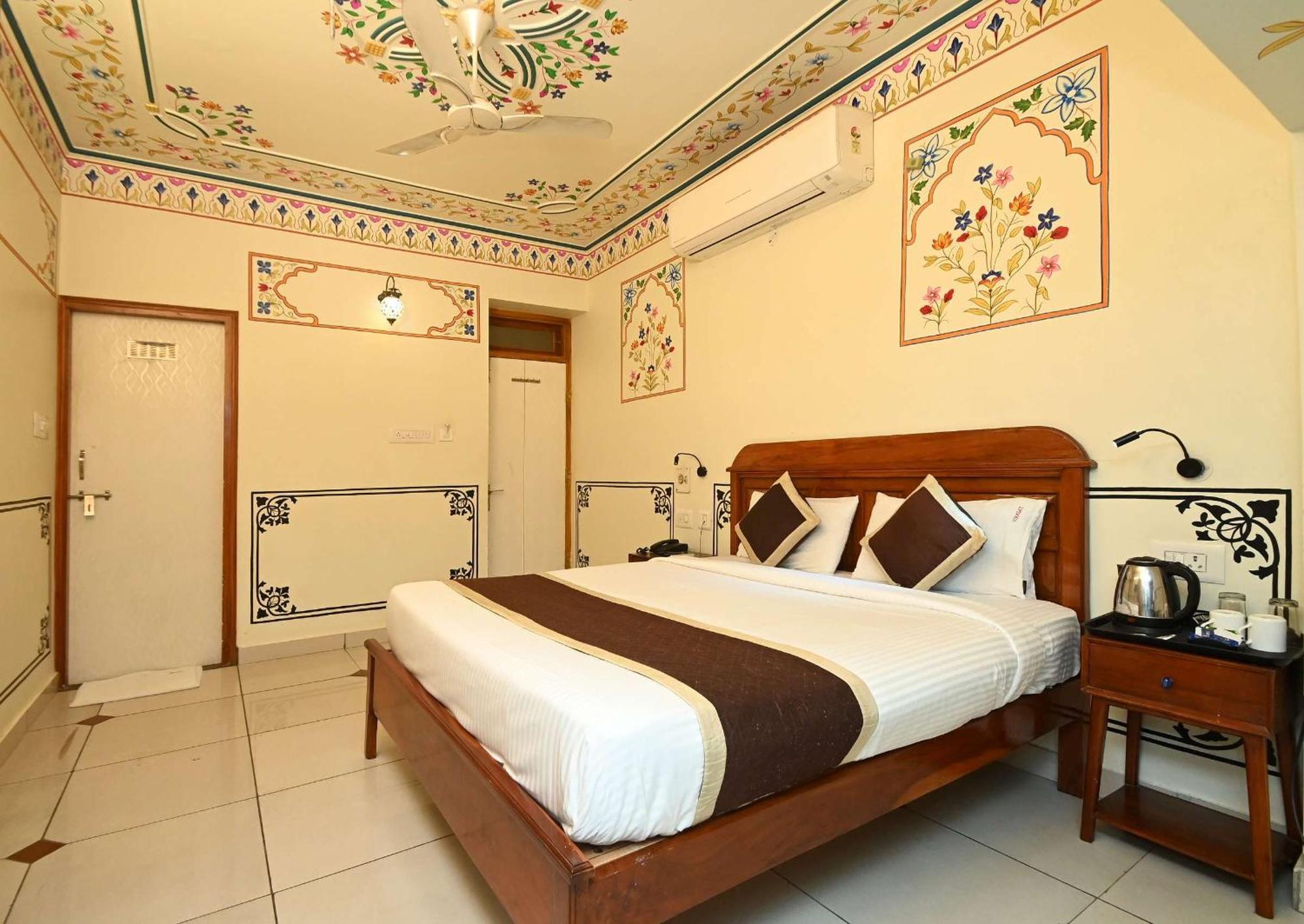 Virasat Mahal Heritage Hotel-Jaipur City Center מראה חיצוני תמונה