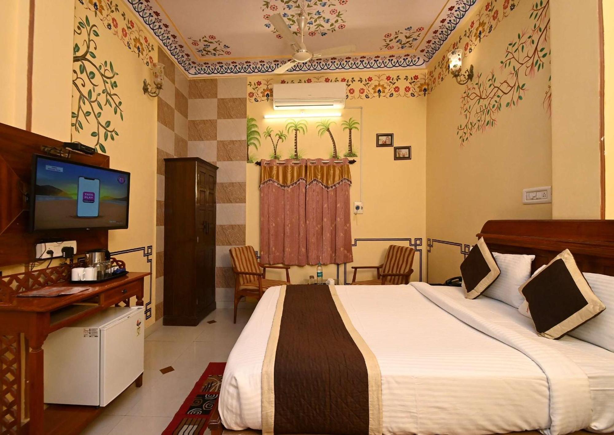 Virasat Mahal Heritage Hotel-Jaipur City Center מראה חיצוני תמונה