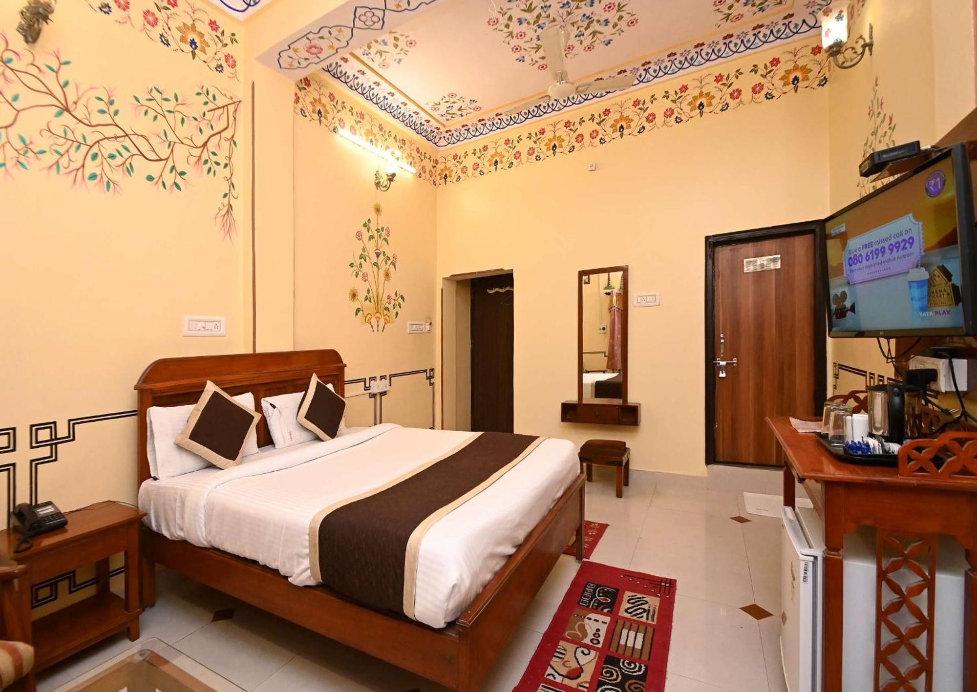 Virasat Mahal Heritage Hotel-Jaipur City Center מראה חיצוני תמונה