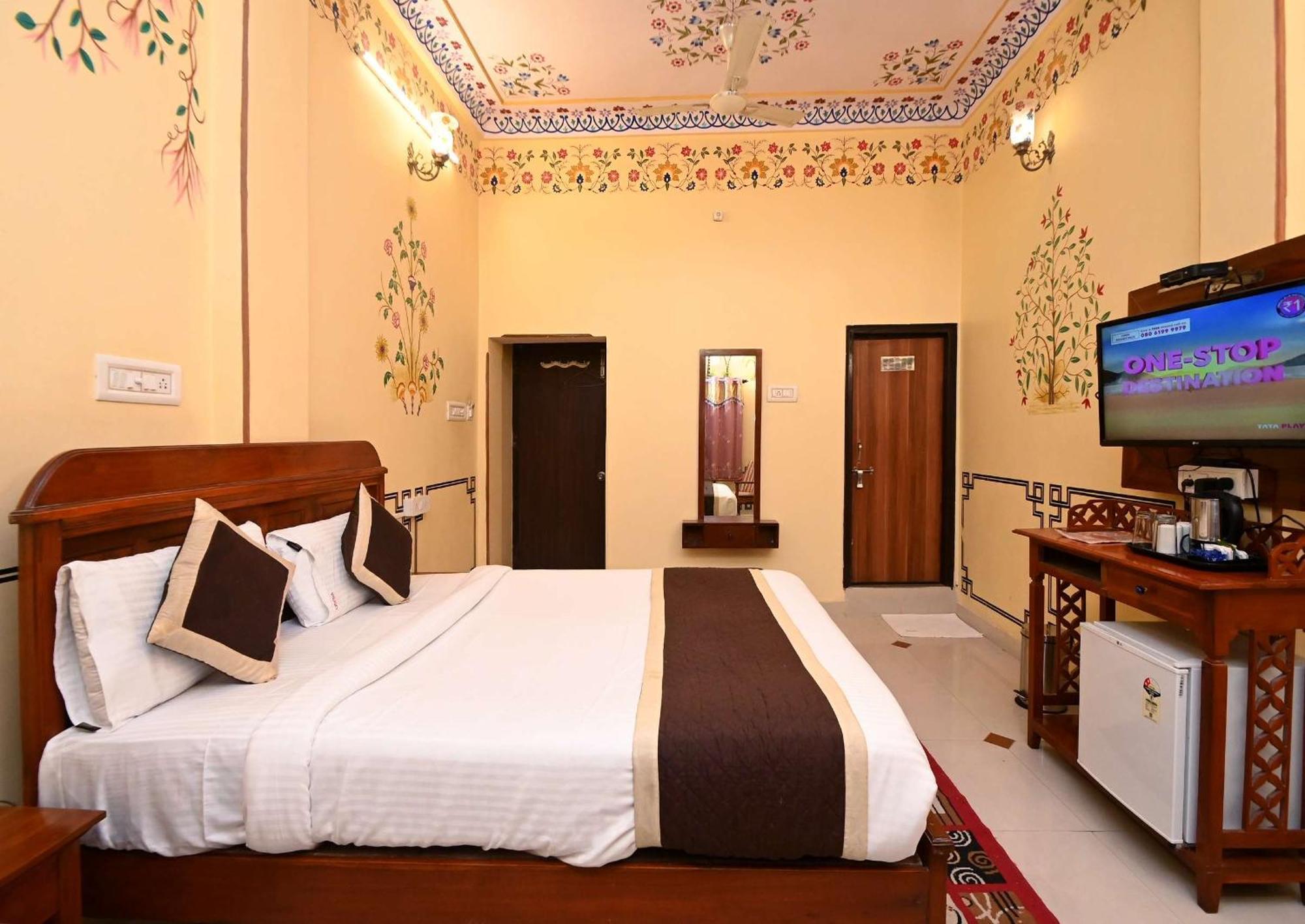 Virasat Mahal Heritage Hotel-Jaipur City Center מראה חיצוני תמונה