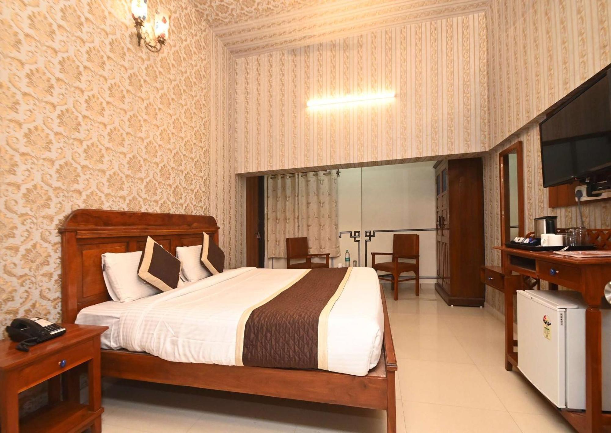 Virasat Mahal Heritage Hotel-Jaipur City Center מראה חיצוני תמונה