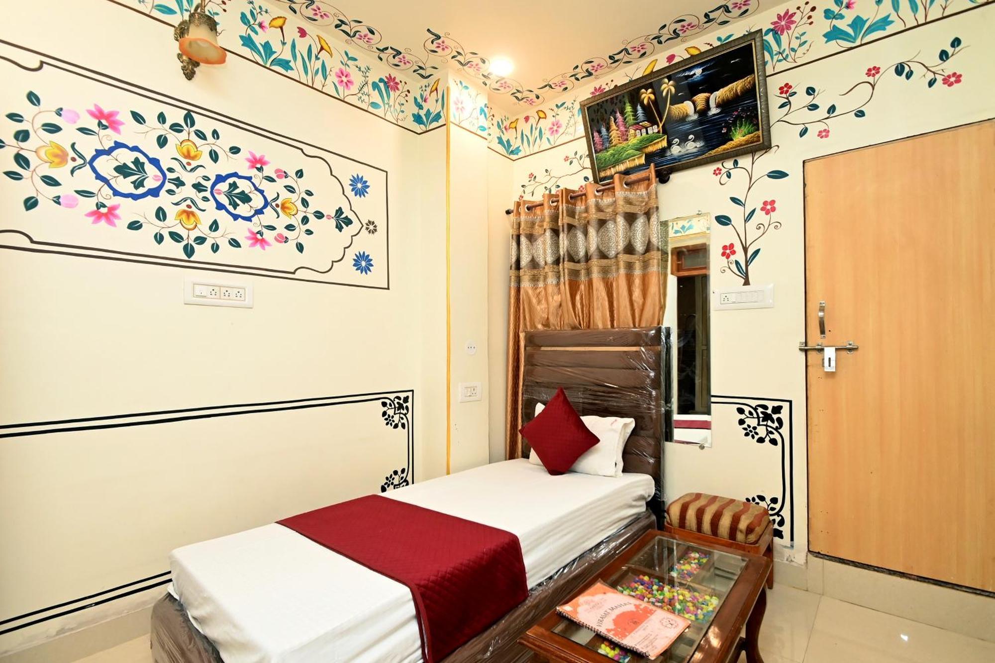 Virasat Mahal Heritage Hotel-Jaipur City Center מראה חיצוני תמונה